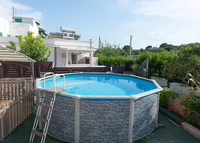 Trullo Cittadino * Cisternino